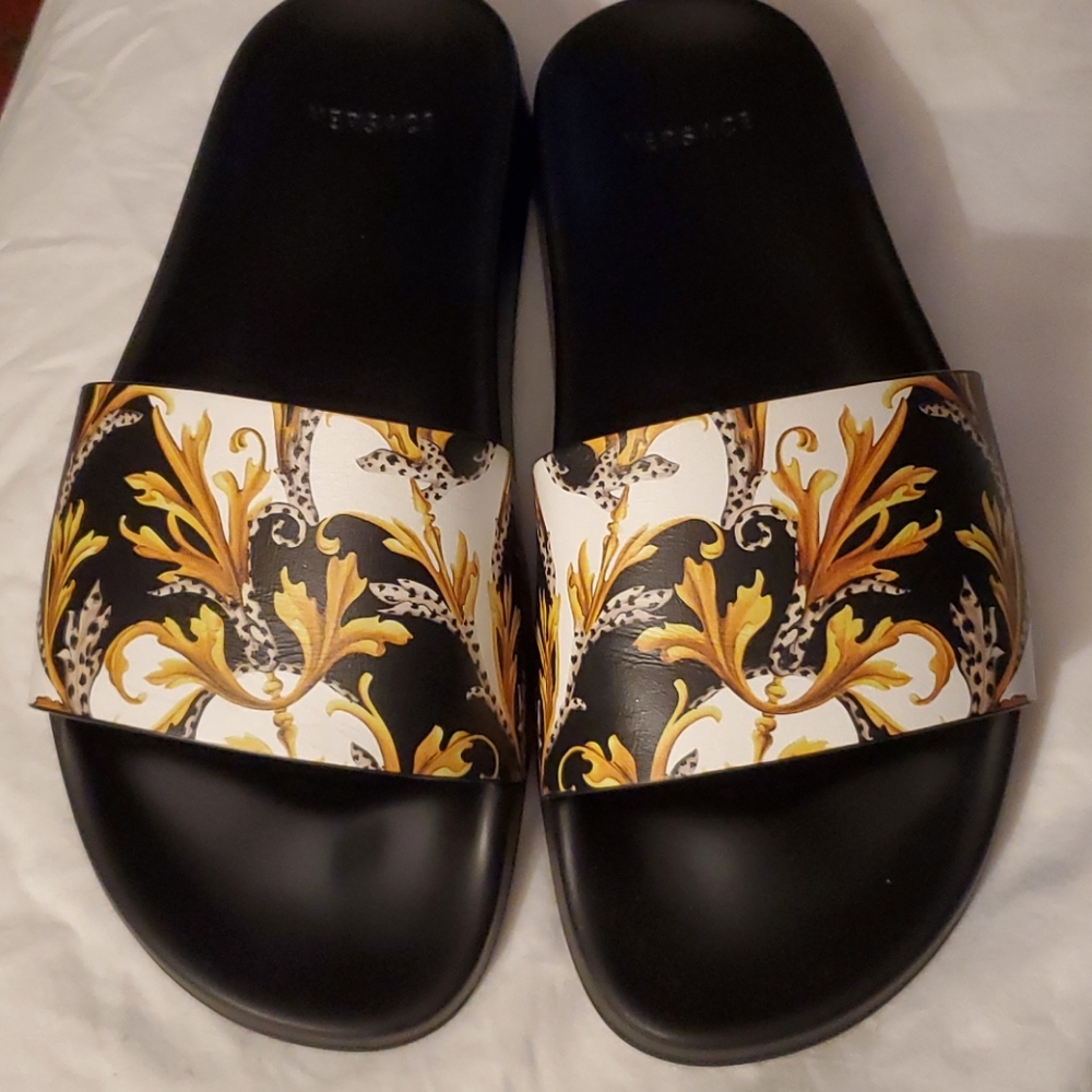 Versace pool slides